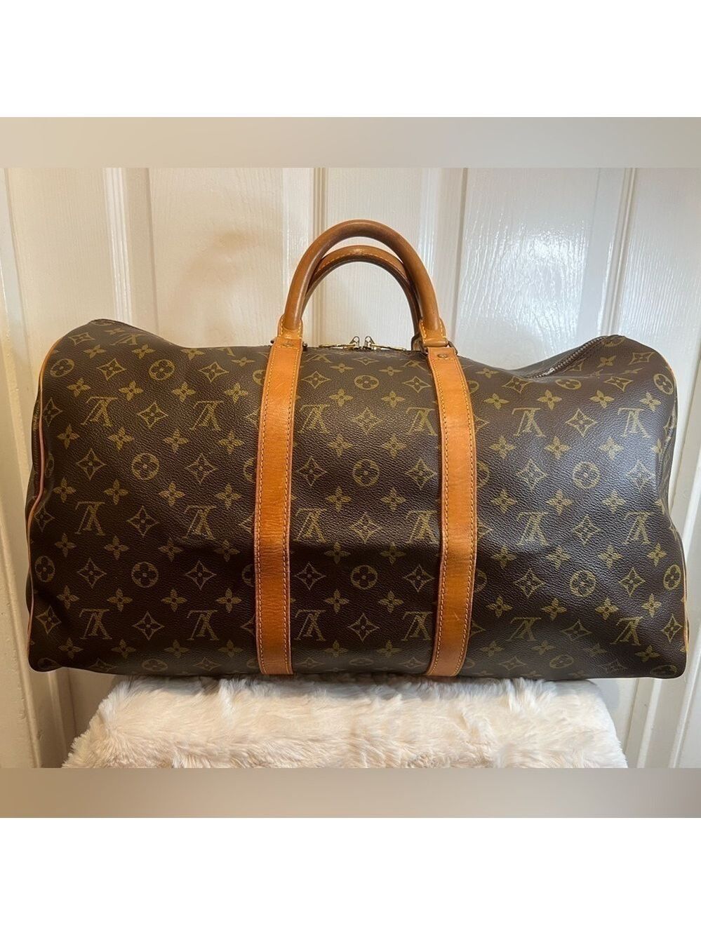✈️ LOUIS VUITTON 50 MONOGRAM KEEPALL 50 DUFFLE.